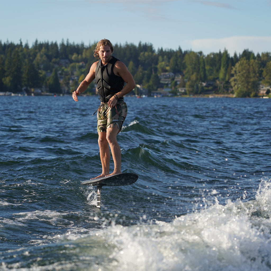  Beginner Foiling Lesson - Introduction To Riding A Foil